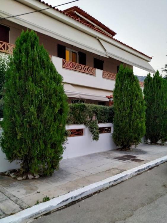 N&Μ Méthana Exterior foto